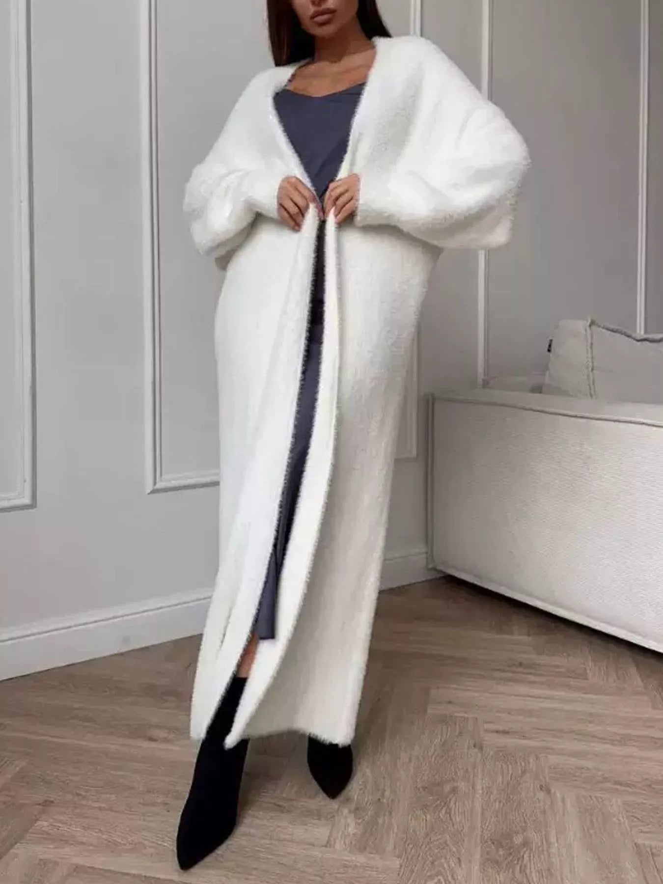 Gilet long duveteux ouvert sur le devant
