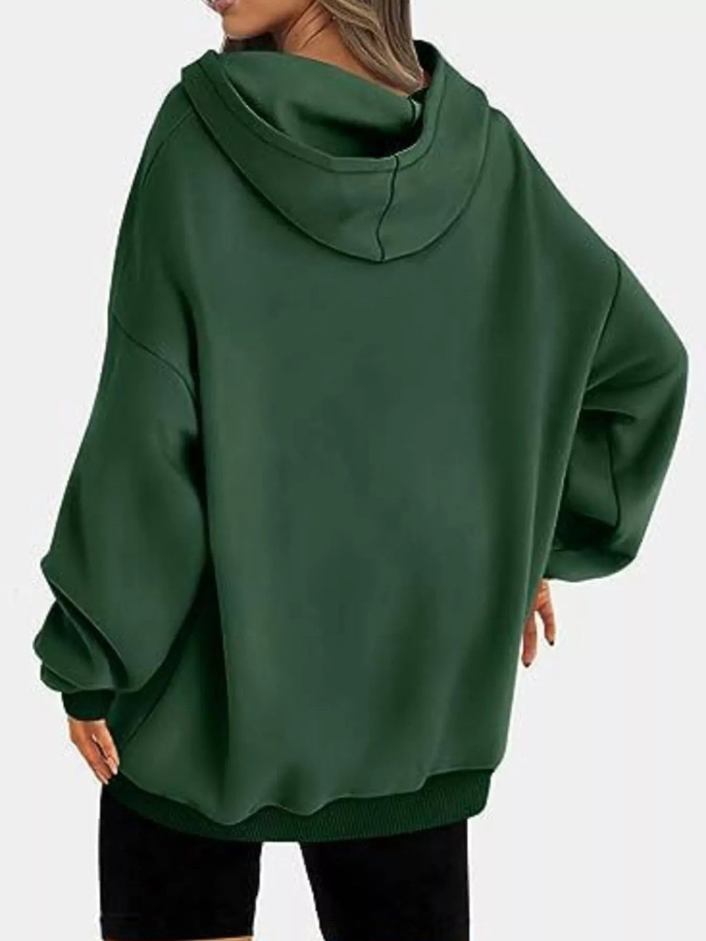 Sweat à capuche à manches longues et épaules tombantes