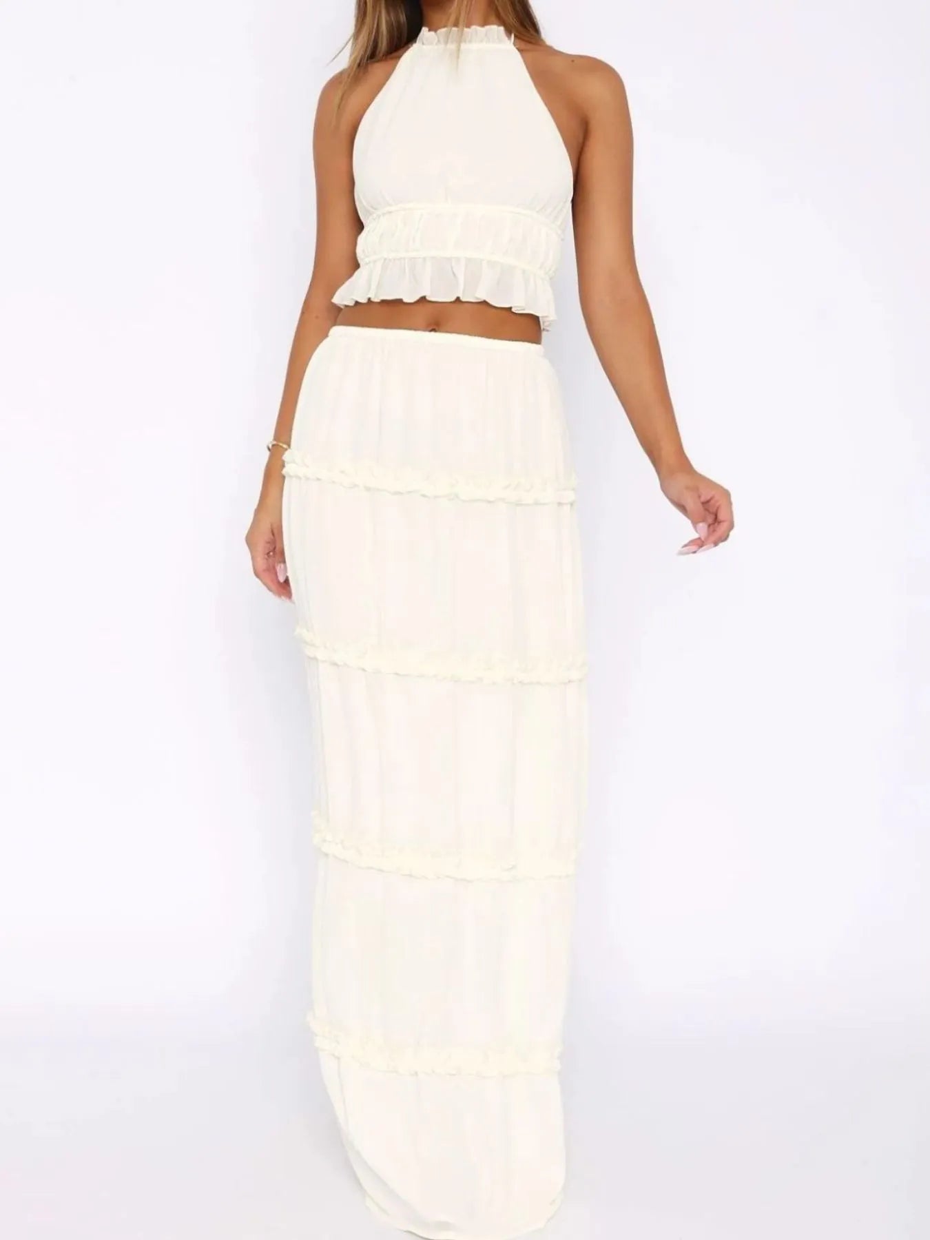 Ensemble haut dos nu court et jupe maxi
