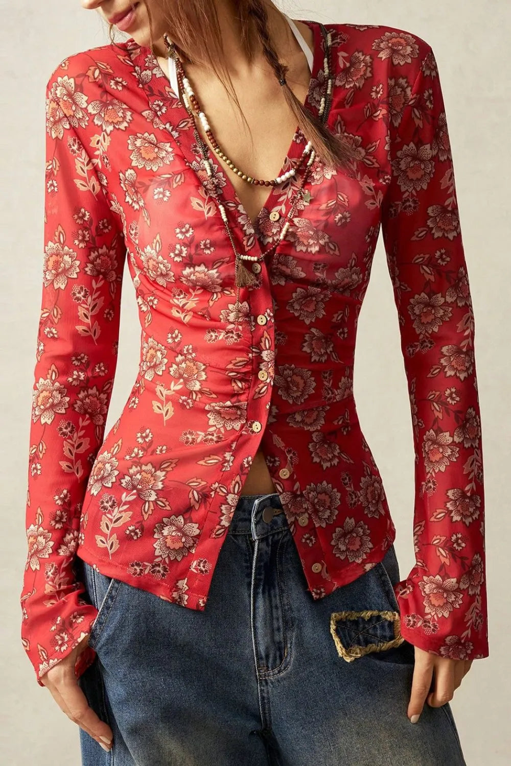 Chemise boutonnée à fleurs avec manches cloche
