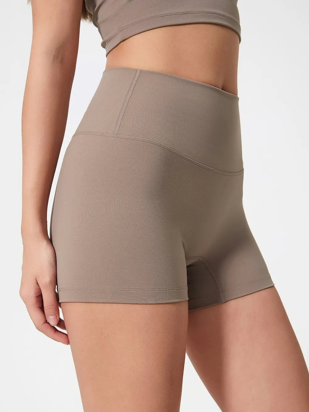 Short de sport taille haute