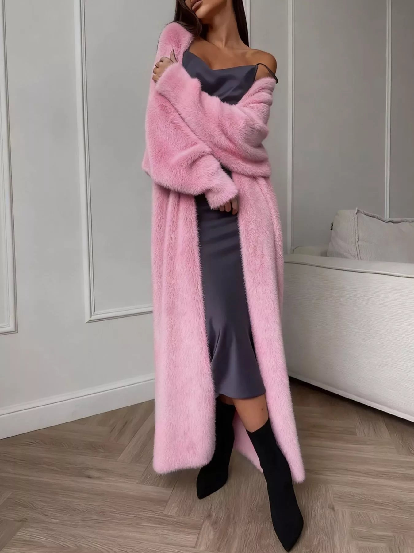 Gilet long duveteux ouvert sur le devant