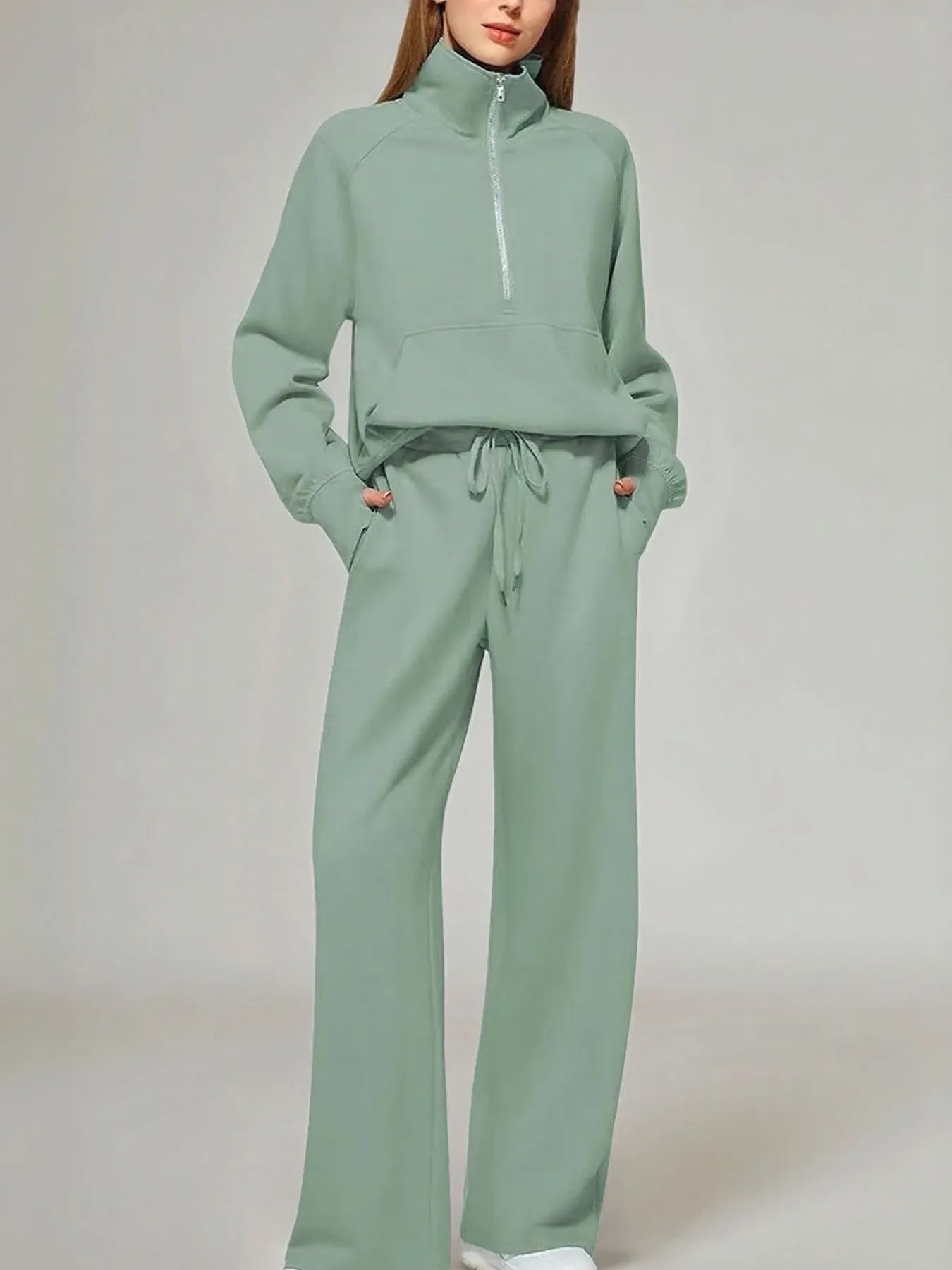 Ensemble haut à manches longues et pantalon à demi-zip