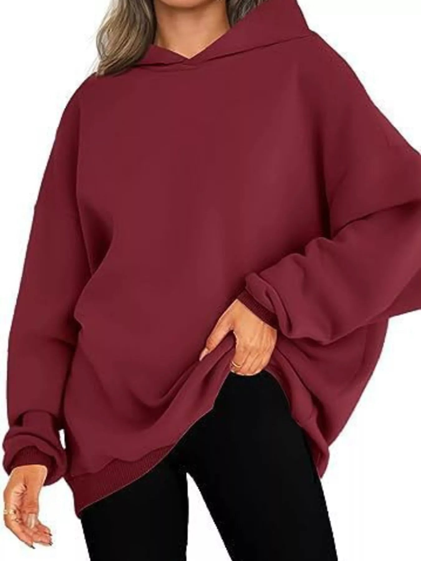 Sweat à capuche à manches longues et épaules tombantes