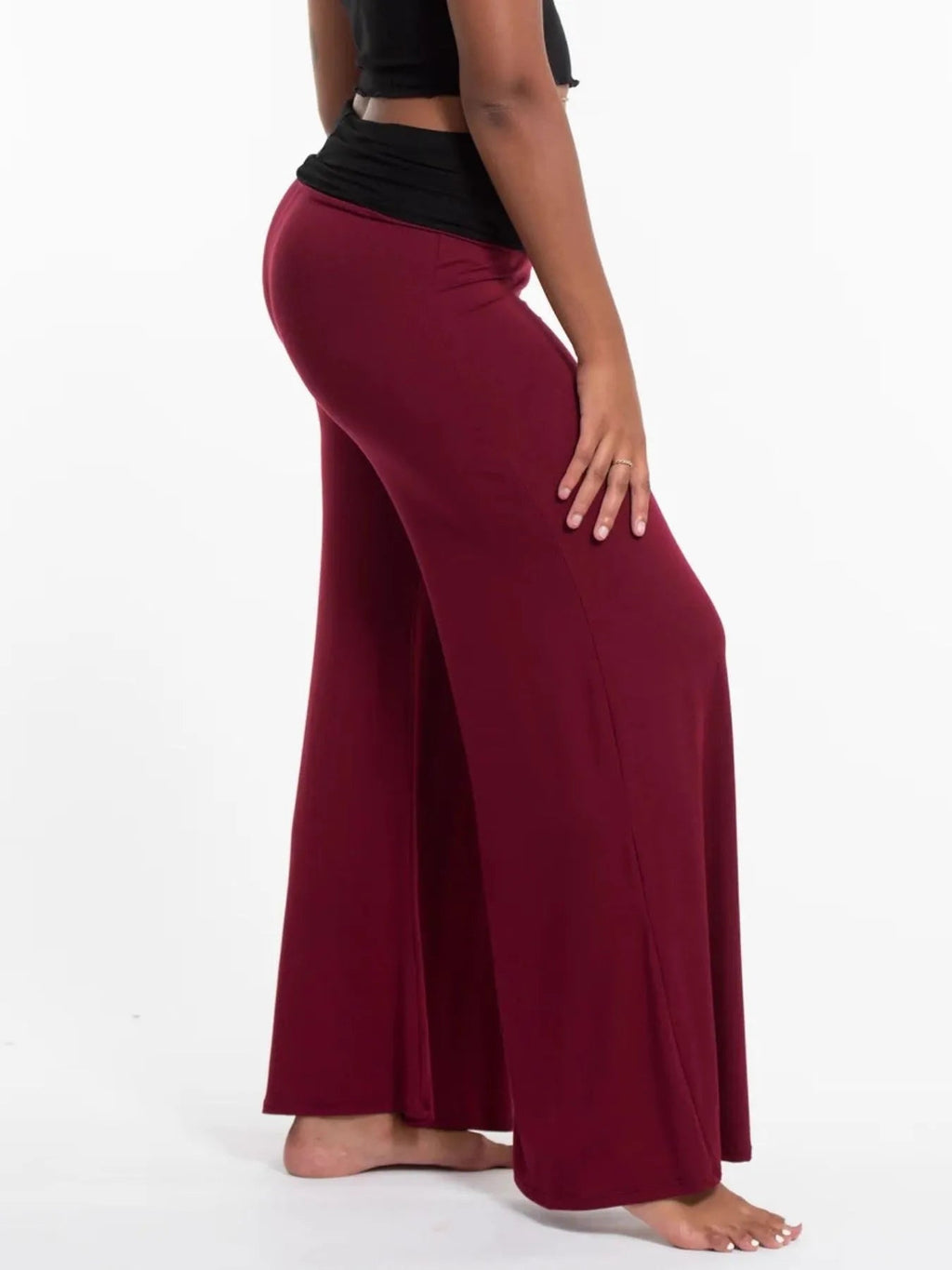 Pantalon de yoga taille haute à jambes larges avec ceinture contrastée