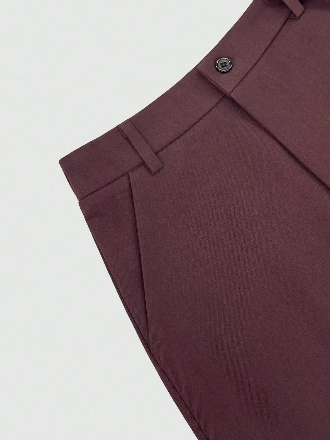 Ensemble haut à col en V boutonné sur le devant et short