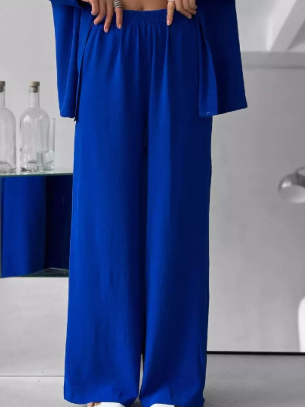 Ensemble chemise à manches longues boutonnée et pantalon