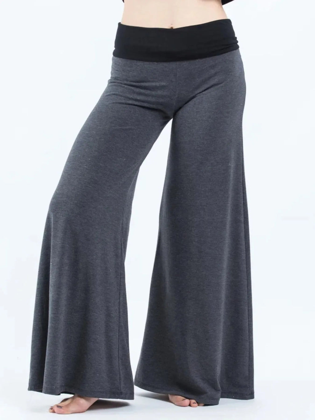 Pantalon de yoga taille haute à jambes larges avec ceinture contrastée