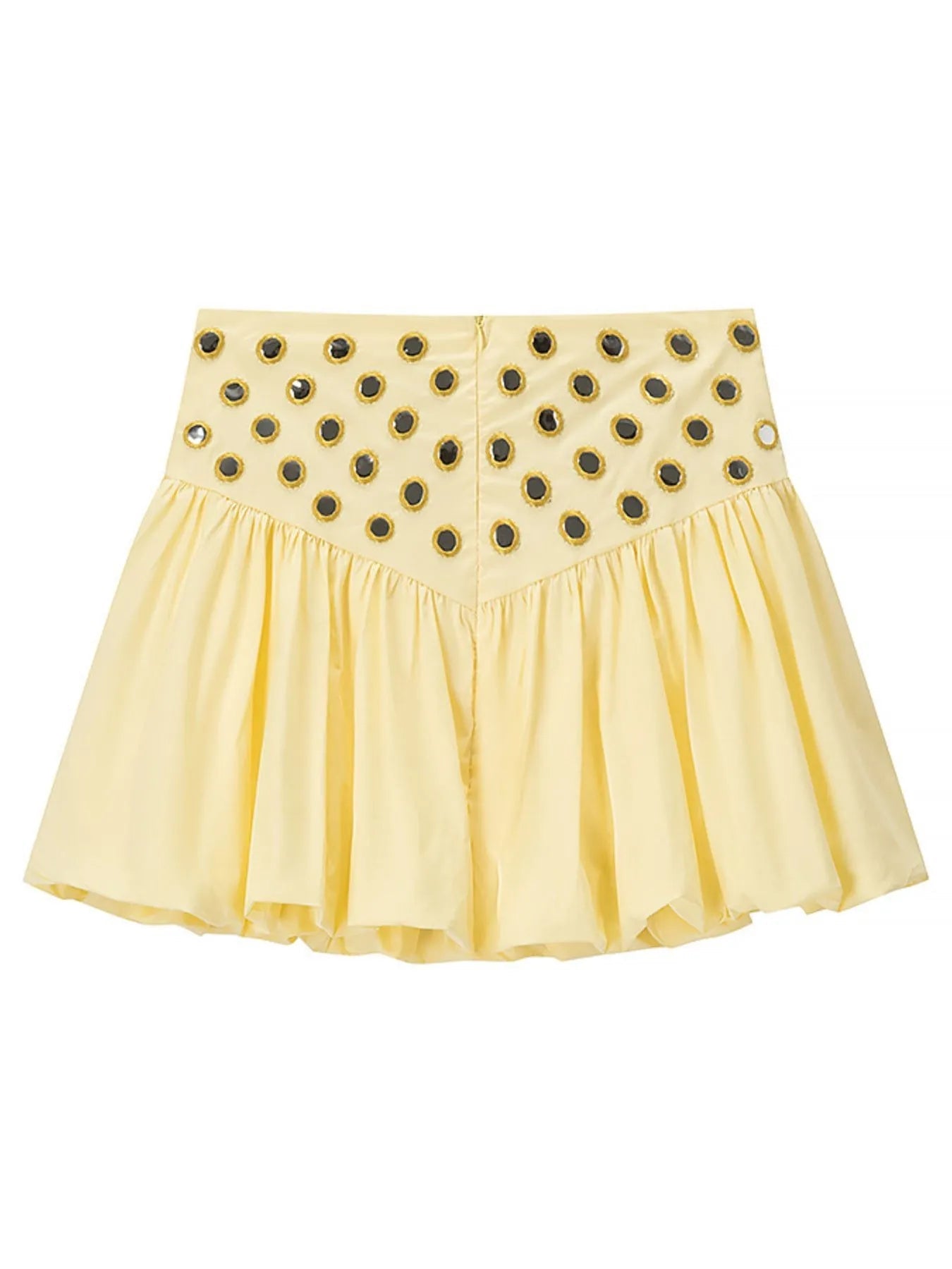 Conjunto de camisola con ojales y falda abullonada