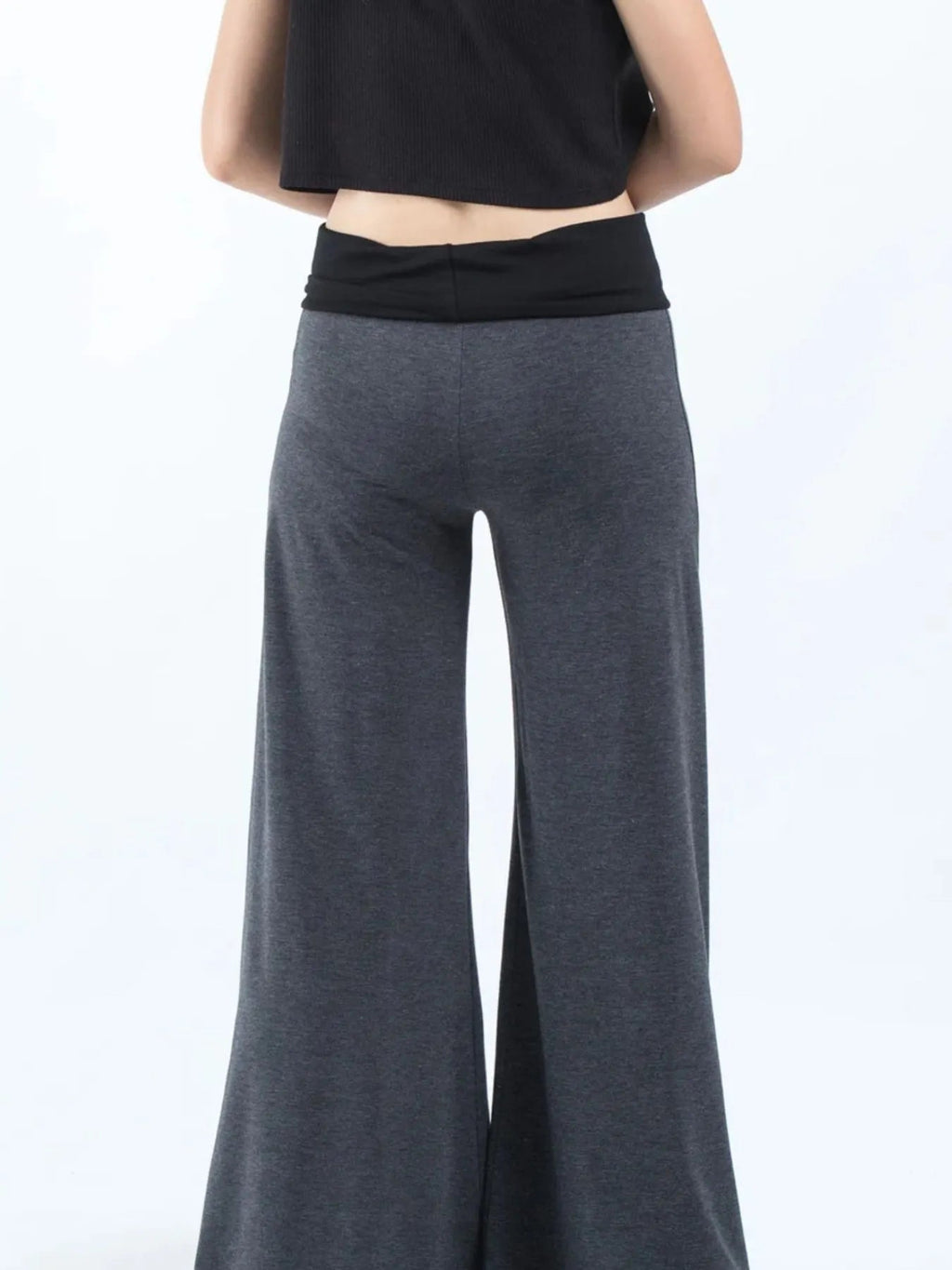 Pantalon de yoga taille haute à jambes larges avec ceinture contrastée
