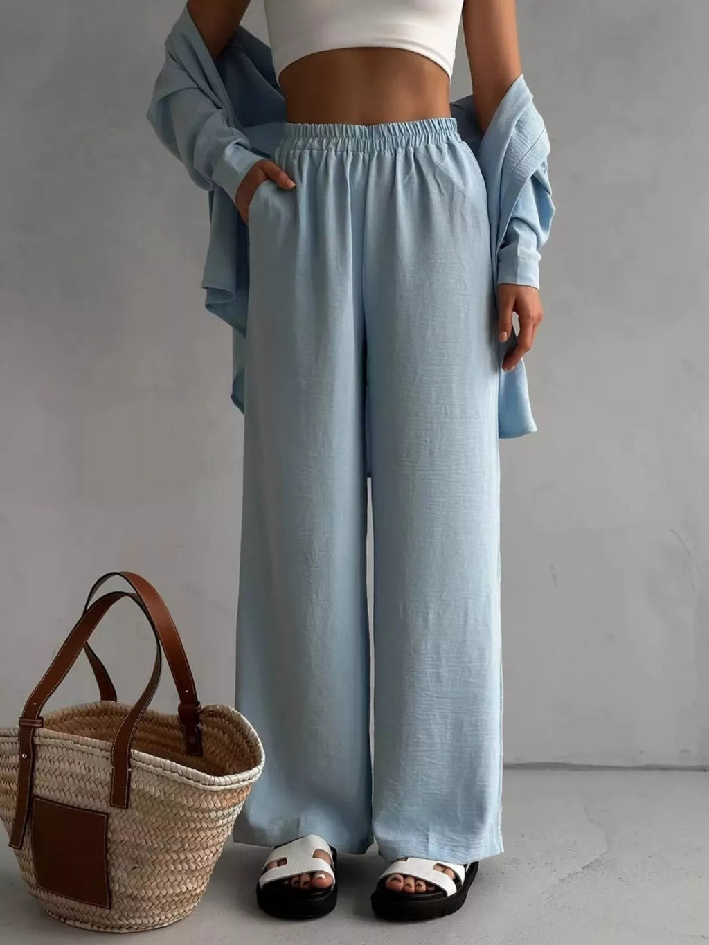 Ensemble chemise à manches longues boutonnée et pantalon
