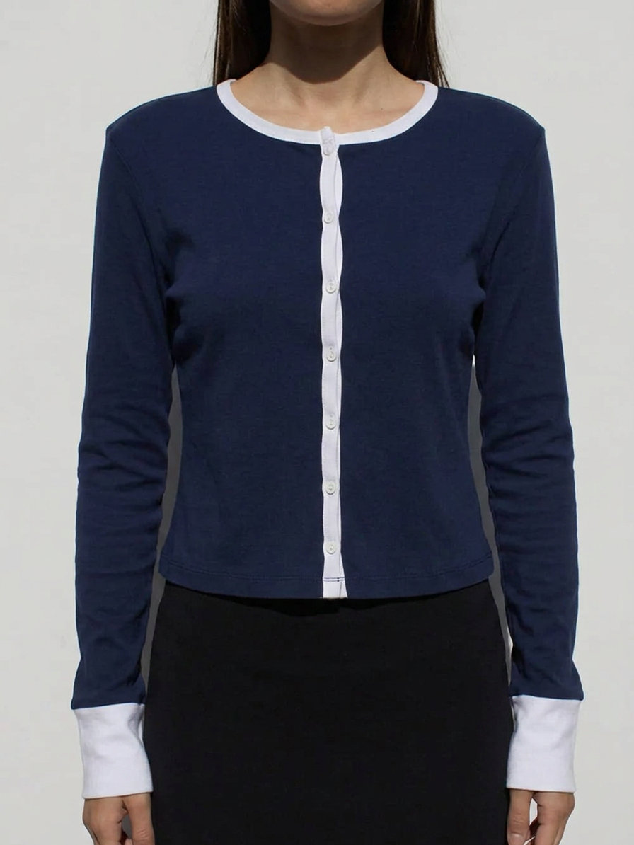 Chemise à manches longues, col rond et bordure contrastée, boutonnée